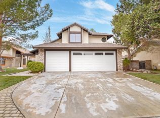 43315 Cottage Ln, Lancaster, CA 93536