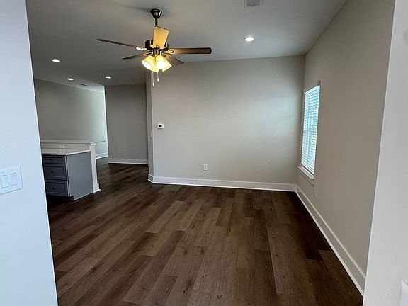 4th image of 115 Brawley Villas Pl