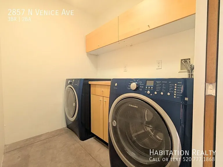 2857 N Venice Ave — Photo 13