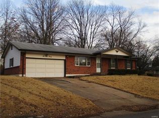 10340 Tanner Dr, Saint Louis, MO 63136