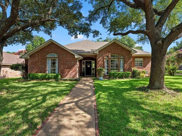 9508 Yellow Stone Rd, Woodway, TX 76712