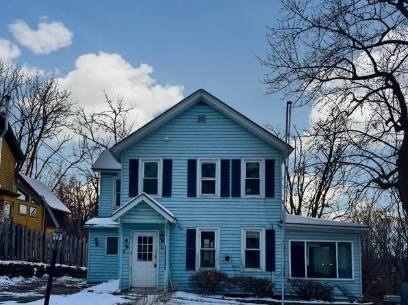 43 Summit St, Philmont, NY 12565