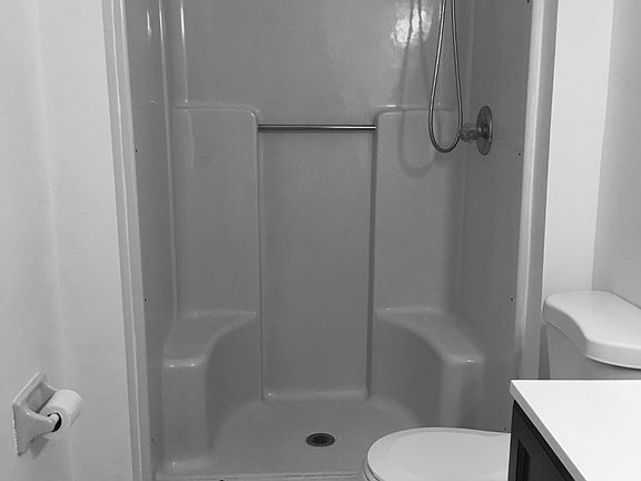 3rd image of 3037 Ferncrest Dr