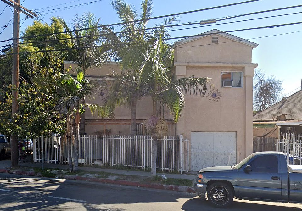 1st image of 300 E 42nd Pl #4252