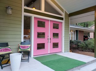 3720 Kirklees Rd, Winston Salem, NC 27104