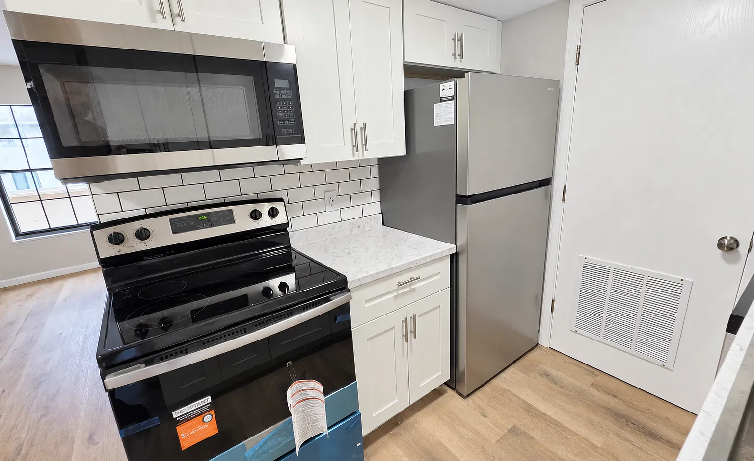 1 bed, 650 sqft, $1,000 — Photo 4