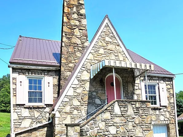 315 Ragers Hill Rd, South Fork, PA 15956