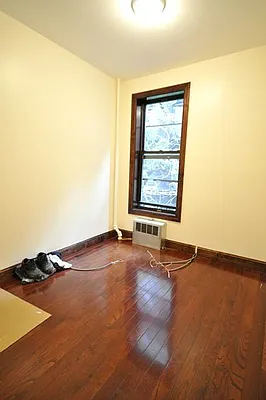 Rented by Keller Williams NYC | media 27