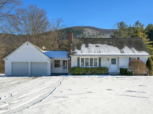 21 Gt Barrington Rd, West Stockbridge, MA 01266