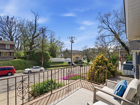 5th image of 3008 Auten Ave