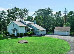 991 Deans Mill Rd, Ravena, NY 12143