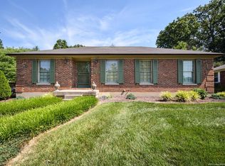 122 Farrington Dr, New Albany, IN 47150
