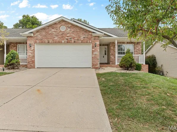 1121 Carraway Ct, Collinsville, IL 62234