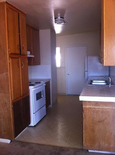 2nd image of 2808 Palm Springs Way