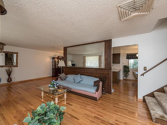 2nd image of 6523 S Brentwood Way