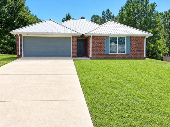 109 Longwood Place Dr, Hattiesburg, MS 39402
