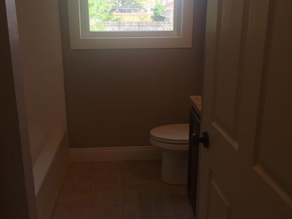 201 Nicklaus St APT C4