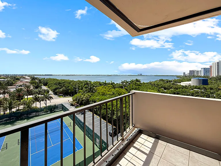 4200 N Ocean Dr #2-705 — Photo 10