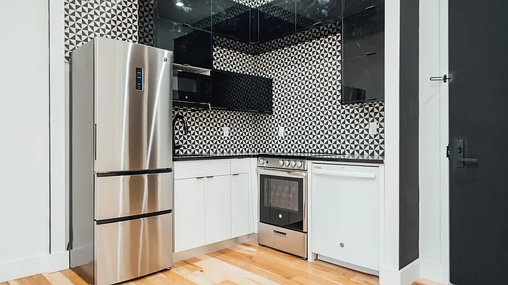 Rented by Nooklyn NYC LLC | media 1