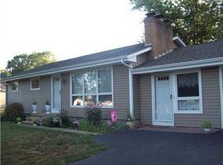 950 Cleland Mill Rd, New Castle, PA 16102