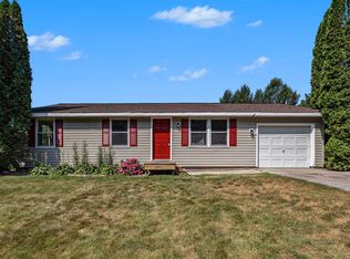 10981 Williams Rd, Montague, MI 49437