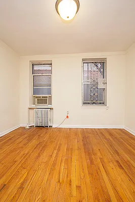 Rented by CitySites Real Estate Group | media 14