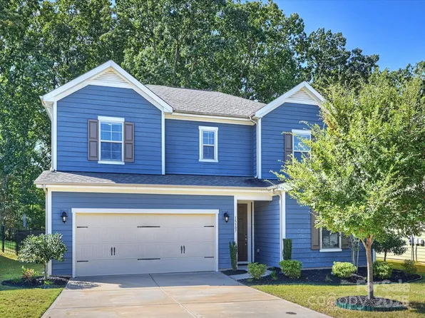 15307 Autumn Sage Dr, Charlotte, NC 28278