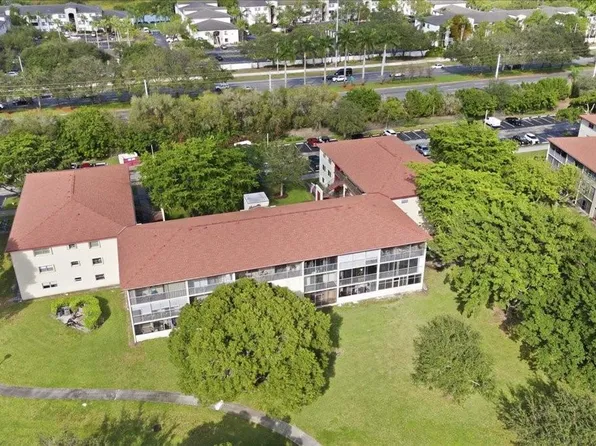 13300 SW 1st Street #206o, Pembroke Pines, FL 33027