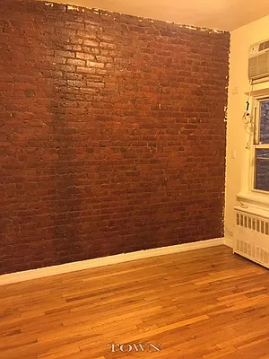 Rented by Town Residential | media 26