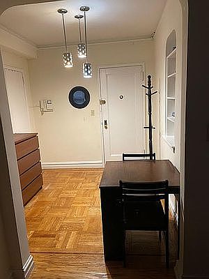 5th image of 303 E 33rd St #2P