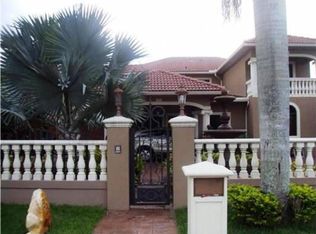 9900 SW 48th St, Miami, FL 33165