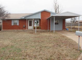 1204 2nd St, Elgin, OK 73538