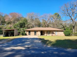 702 Hickory Ct, Logansport, LA 71049