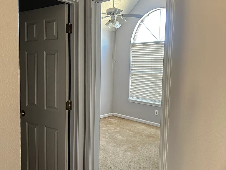 12406 Kiawah Ct — Photo 10