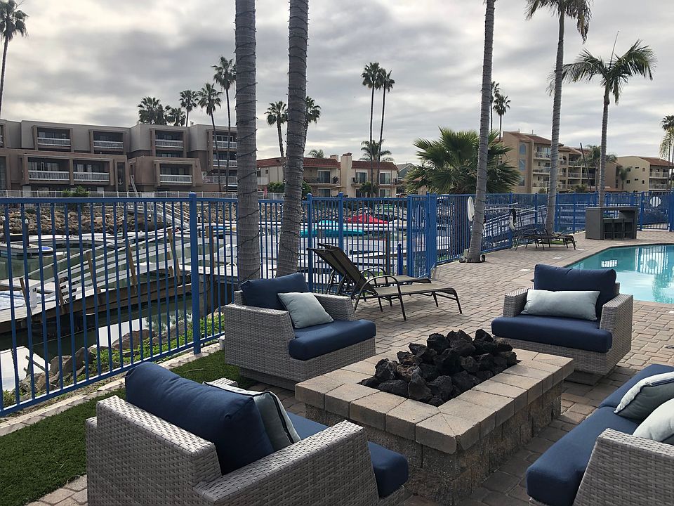 2nd image of 4525 Cove Dr APT 5