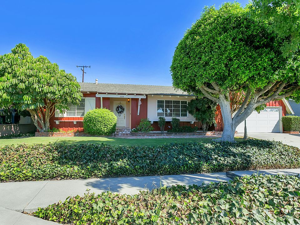 1st image of 11110 Tigrina Ave