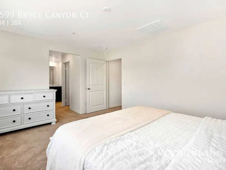 6599 Bryce Canyon Ct — Photo 15