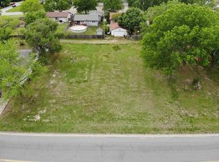 921 N Lulu St, Augusta, KS 67010