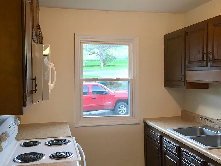 123 Golding Dr #4 — Photo 7