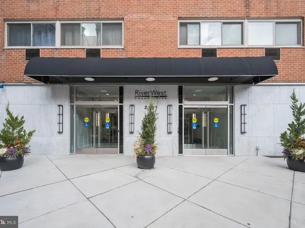 2101 Chestnut St APT 802, Philadelphia, PA 19103