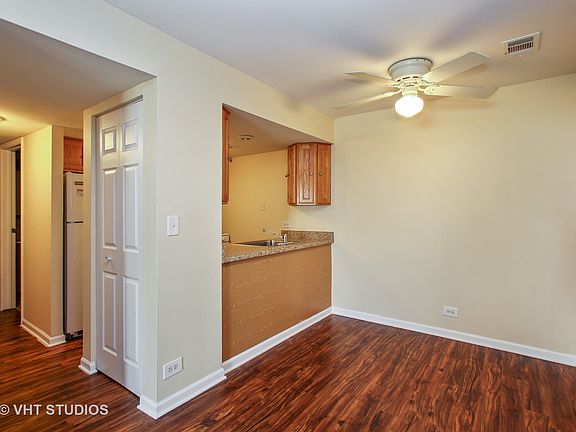 5th image of 1918 Kenilworth Cir APT D