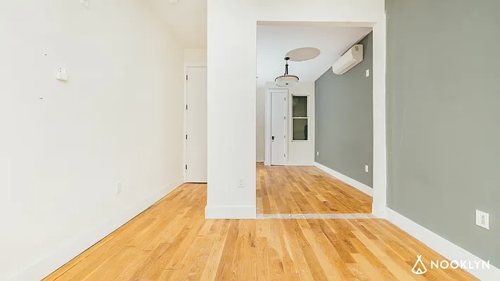 Rented by Nooklyn NYC LLC | media 25