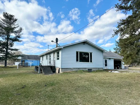 5650 S Iva Rd, Saint Charles, MI 48655