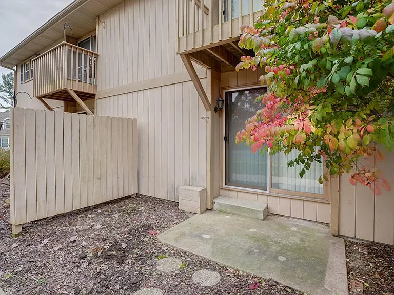 304 King St #3 — Photo 18