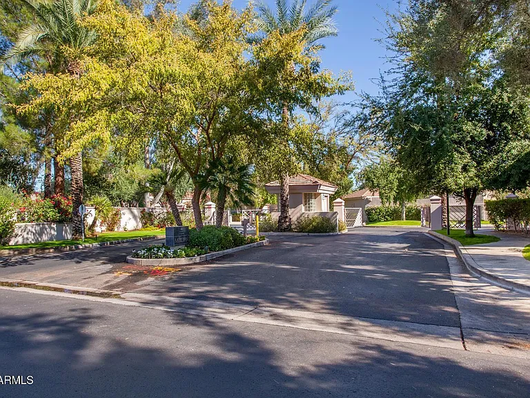 7771 E Foxmore Ln — Photo 25