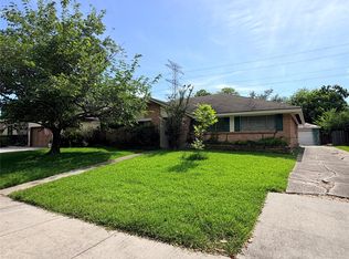 9130 Bassoon Dr, Houston, TX 77025