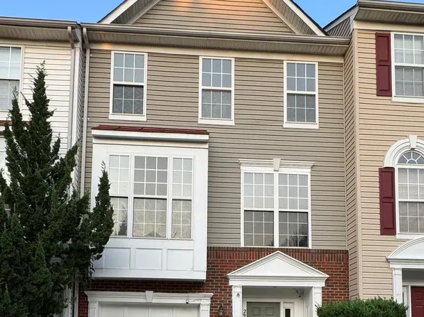 2920 Stockholm Way, Woodbridge, VA 22191
