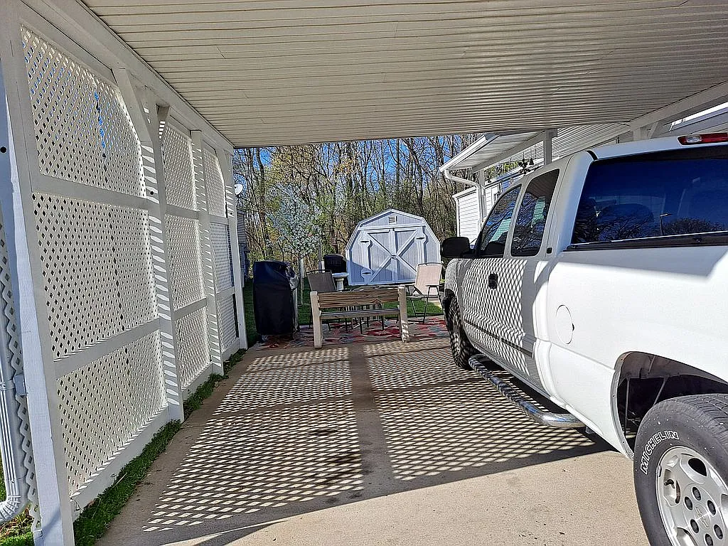 19 Herman Dr photo 1