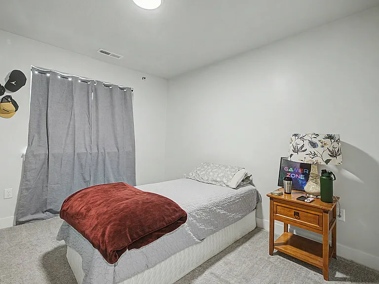 1531 W Stone Gate Dr — Photo 12