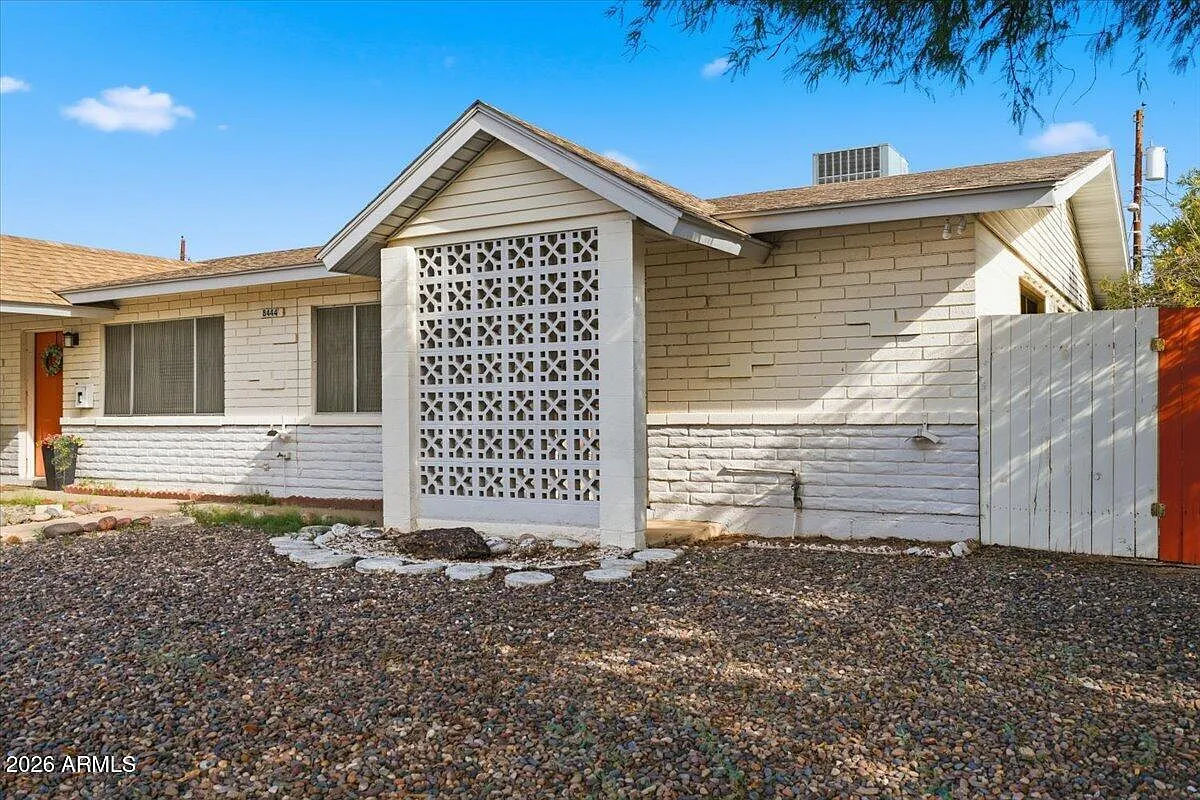 2 bed, 2.0 bath, 1022 sqft, $2,000 — Photo 4